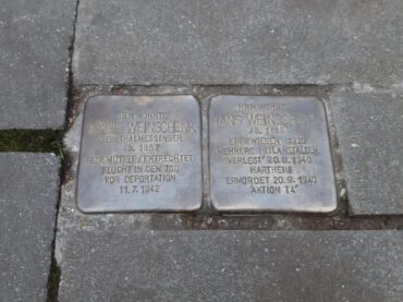 Stolpersteine putzen